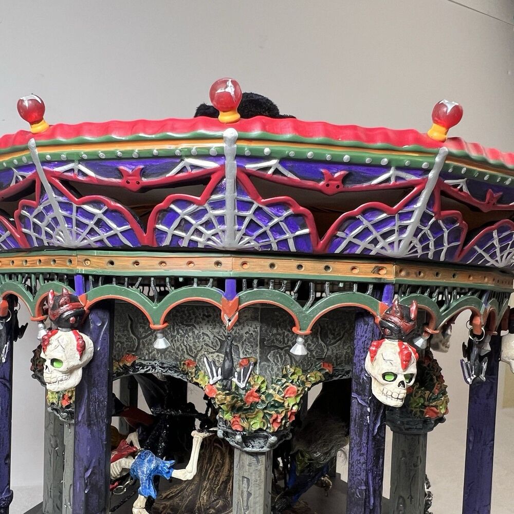 WORKING Dept. 56 Halloween 2002 Ghostly Carousel #56.55317 Spins Lights Sounds - Picture 5 of 11